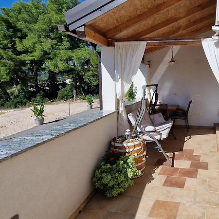 Apartmani Dutkovic Vrboska Kültér fotó