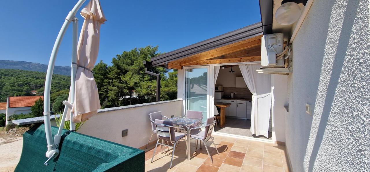 Apartmani Dutkovic Vrboska Kültér fotó