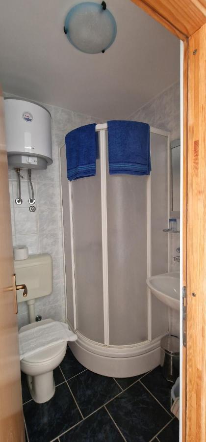 Apartmani Dutkovic Vrboska Kültér fotó
