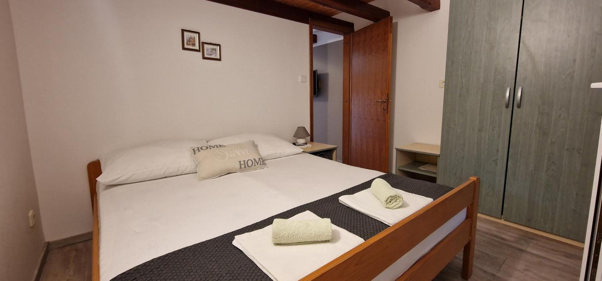 Apartmani Dutkovic Vrboska Kültér fotó