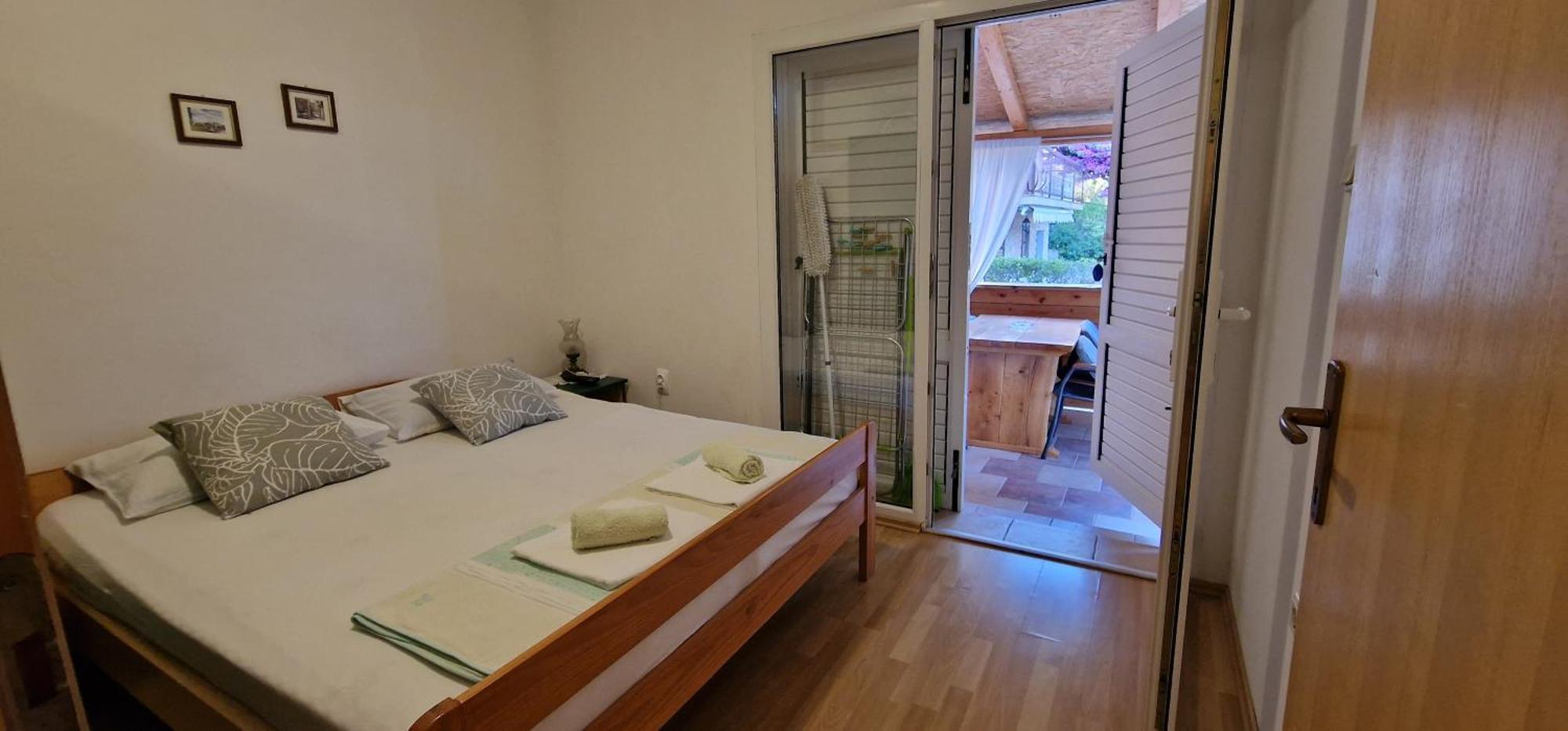 Apartmani Dutkovic Vrboska Kültér fotó